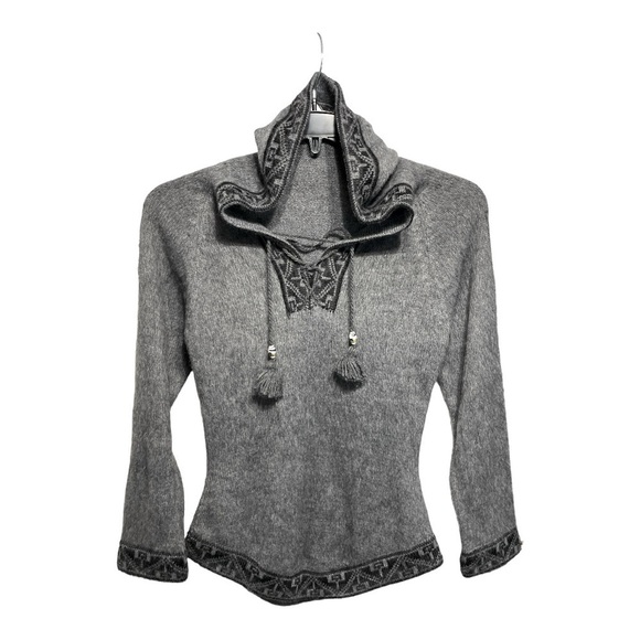 Alpaca Blend Women Sweater Small /Alpaca Pullover Fringe Jumper/Gray Winter - Picture 1 of 10
